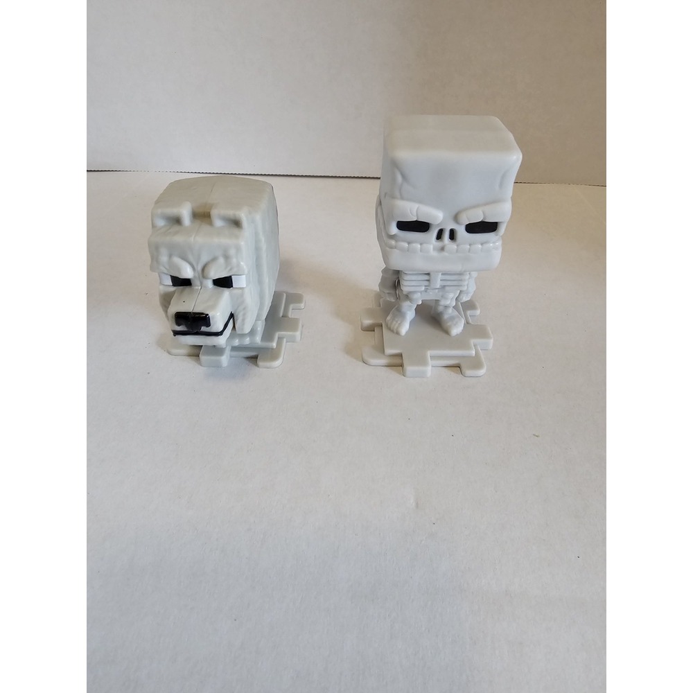 Minecraft Skeleton & Wolf Figure Lot‎ White Mini Figures Mojang 3"